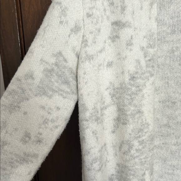 Cream Open-Front Cardigan - Picture 2 of 4